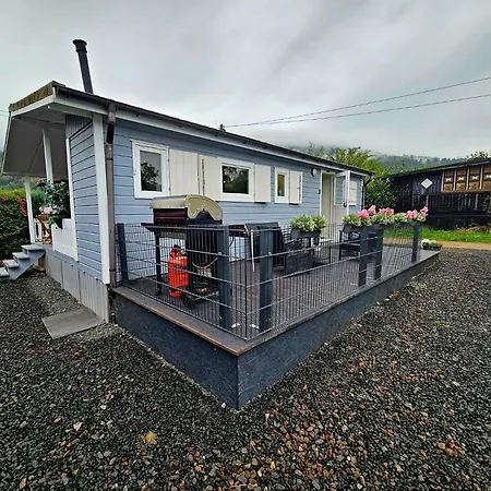 Tiny House * 梅灵